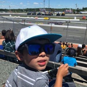 Meet your Posher, Douglas